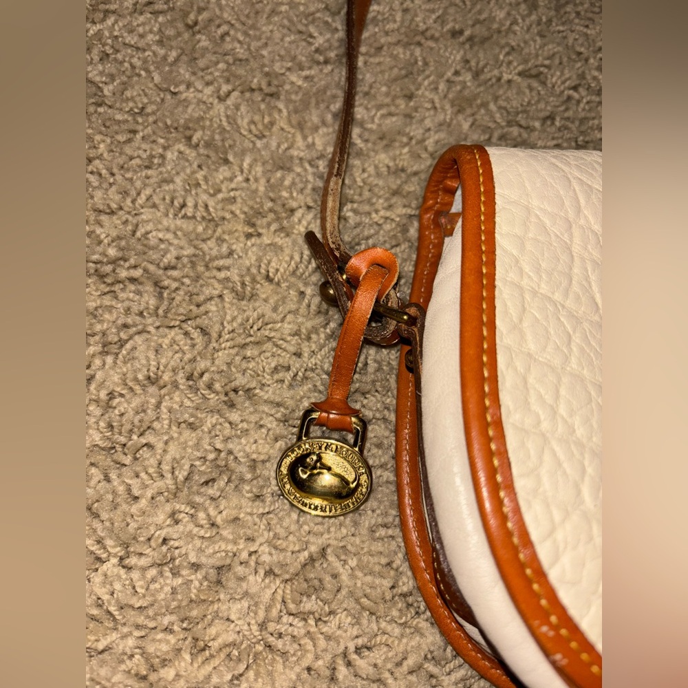 Vintage 90s Dooney & Bourke Leather Crossbody - Picture 3 of 7